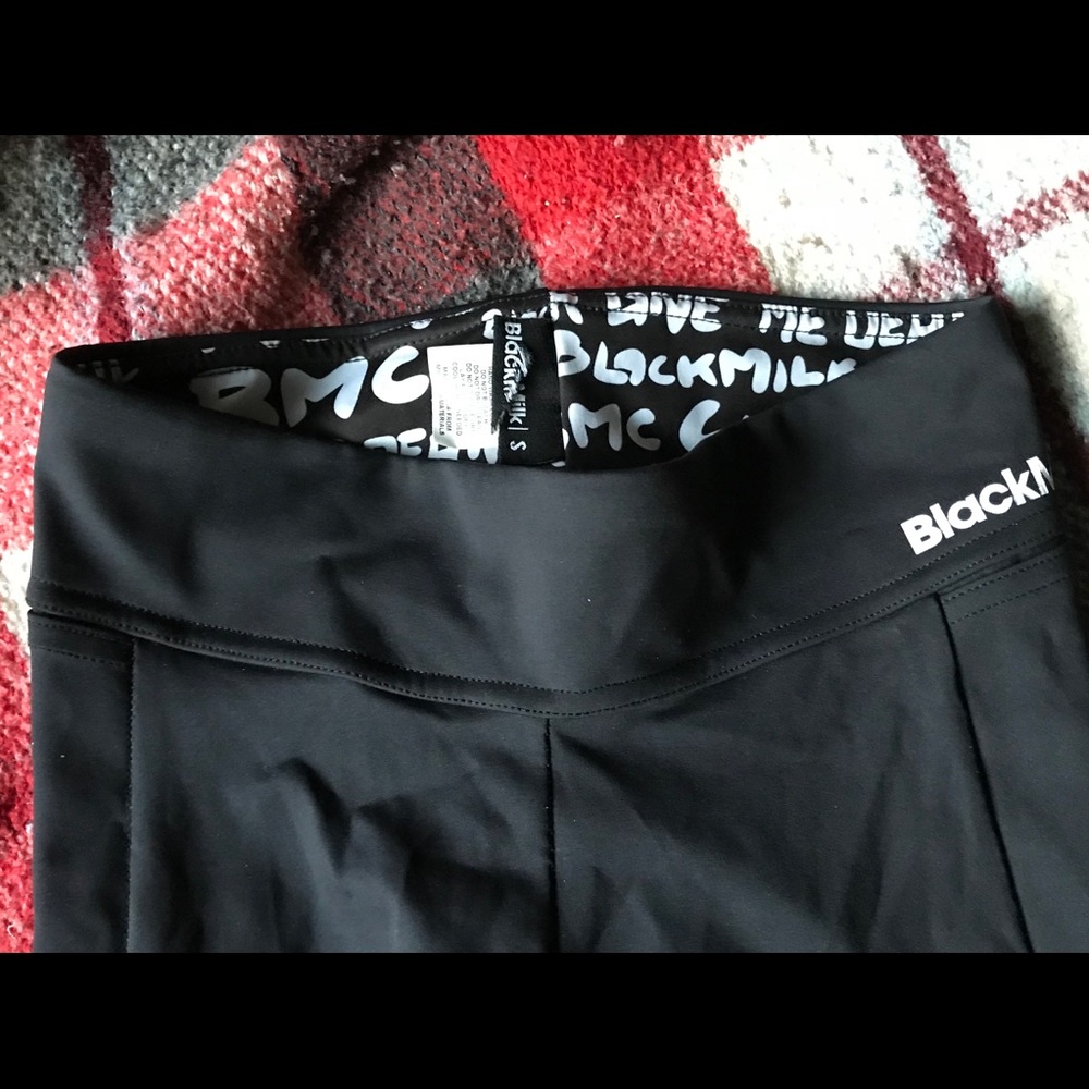 Size small black Capri work out leggings
